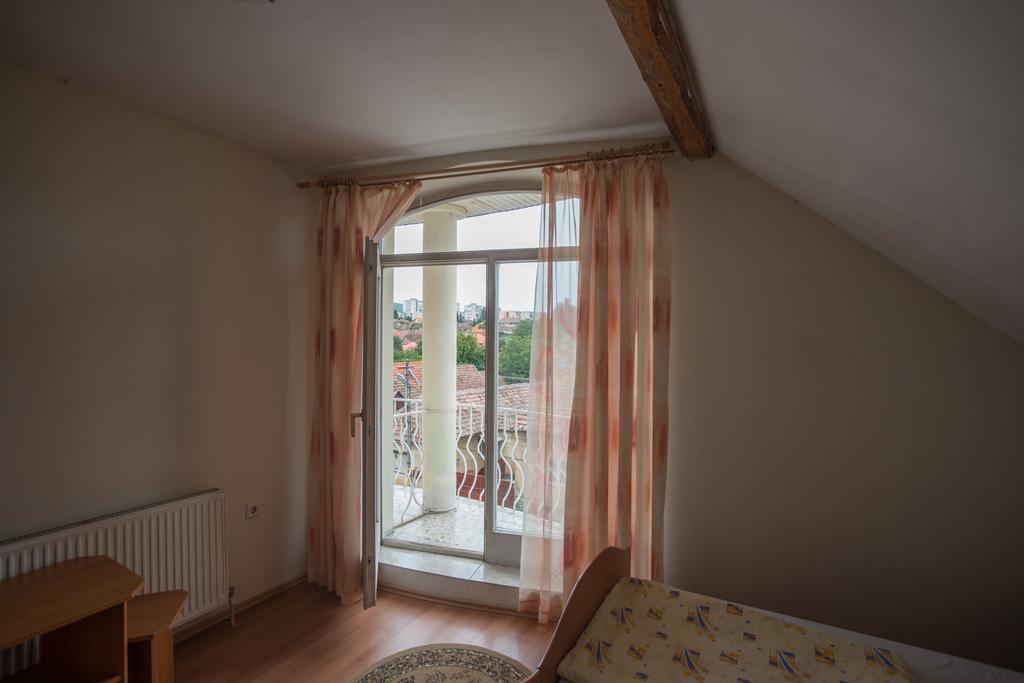 Beluci Panzio Hotel Odorheiu Secuiesc Bagian luar foto