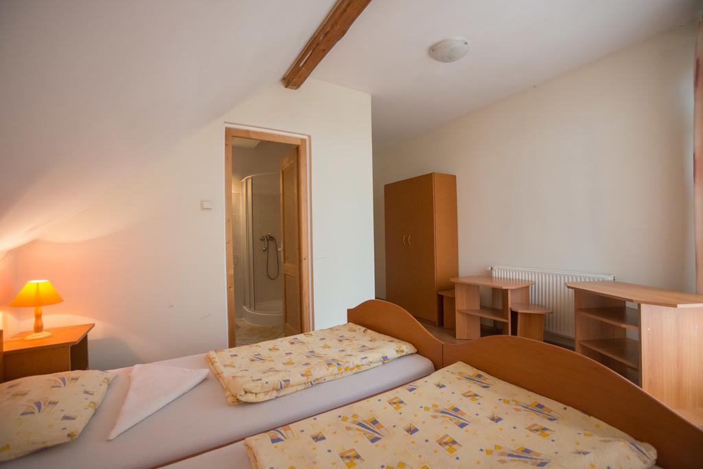 Beluci Panzio Hotel Odorheiu Secuiesc Bagian luar foto